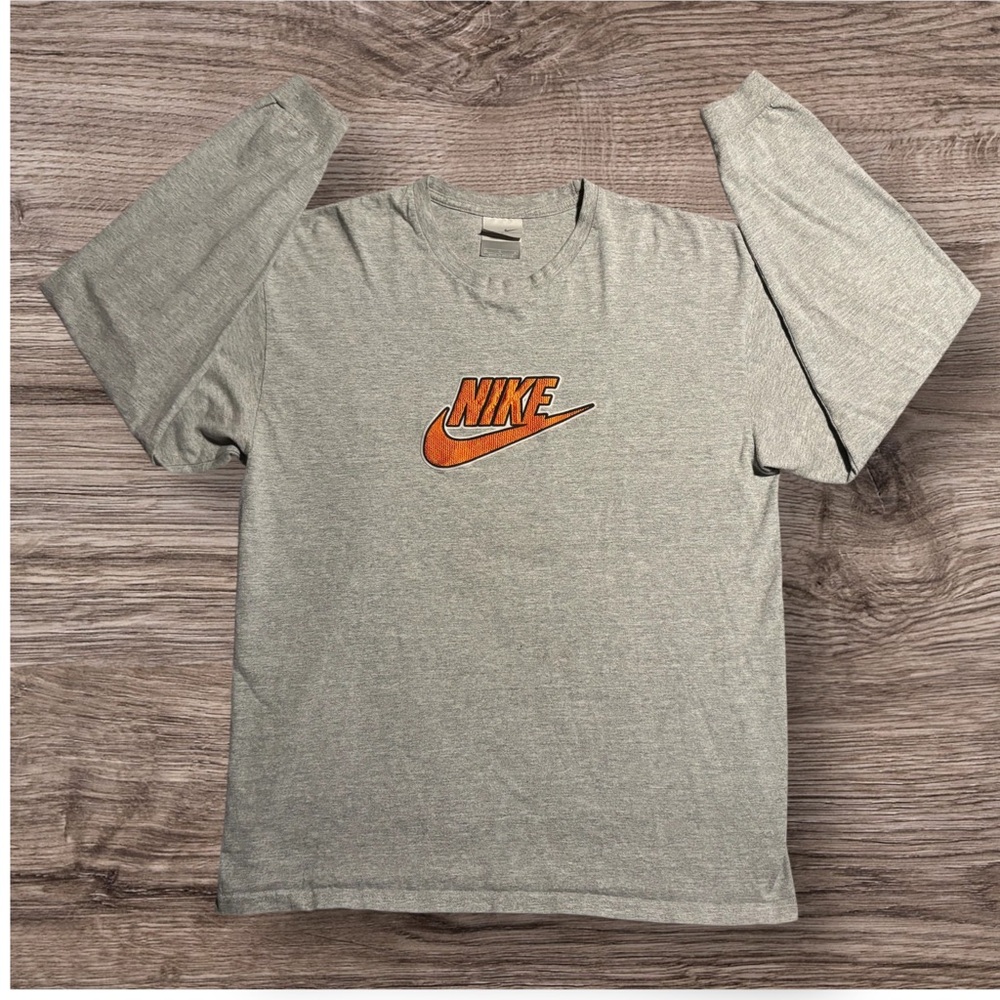 VINTAGE Y2K Nike Big Logo Gray & Orange Long Sleeve T-Shirt